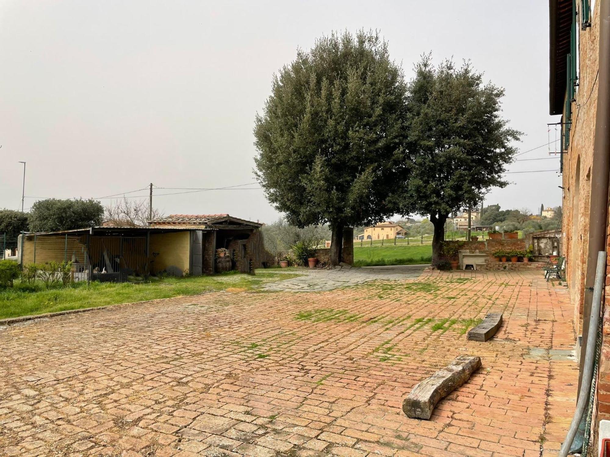 Podere Piazza Casa Dell'Arcivescovo Siena Exterior photo